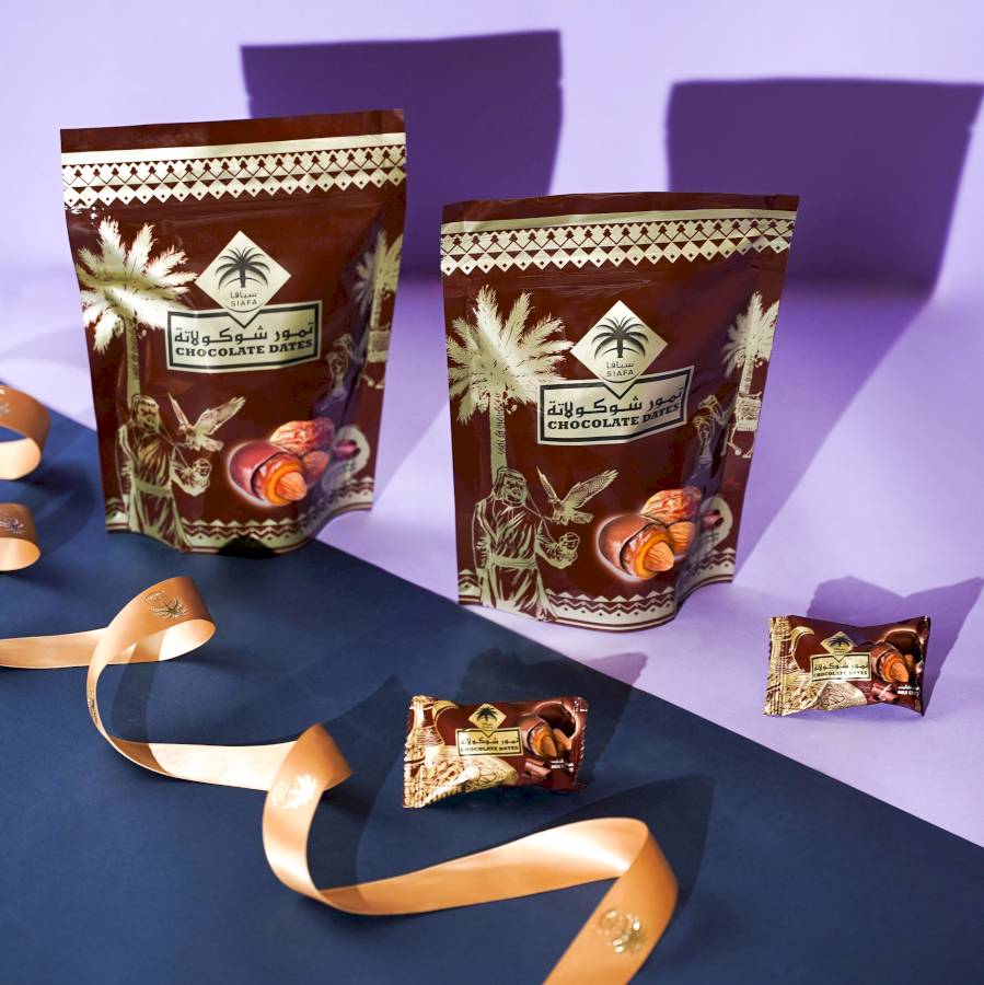 Dates with Milk chocolate and Almond 100 g